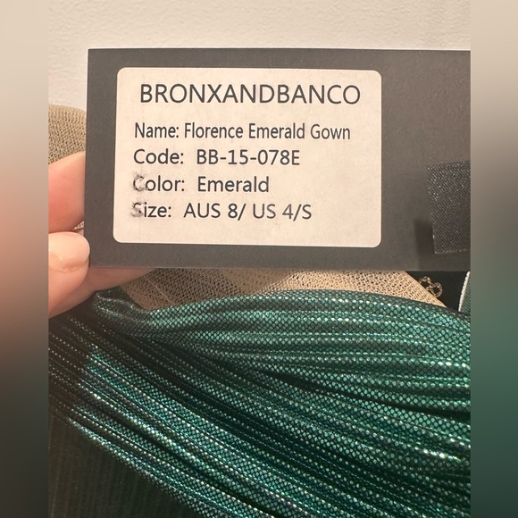Bronx and Banco Florence Emerald Gown - NWT!! 💚🍀 - Picture 5 of 7